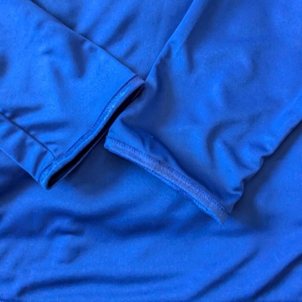 adidas  long sleeved 1/4 Zip knit shirt - Picture 8 of 9